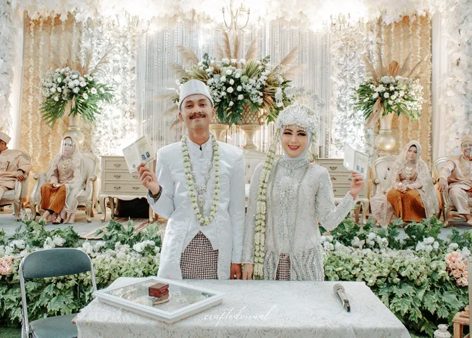 Akad Nikah dan Resepsi