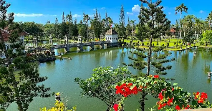 Taman Ujung Sukasada