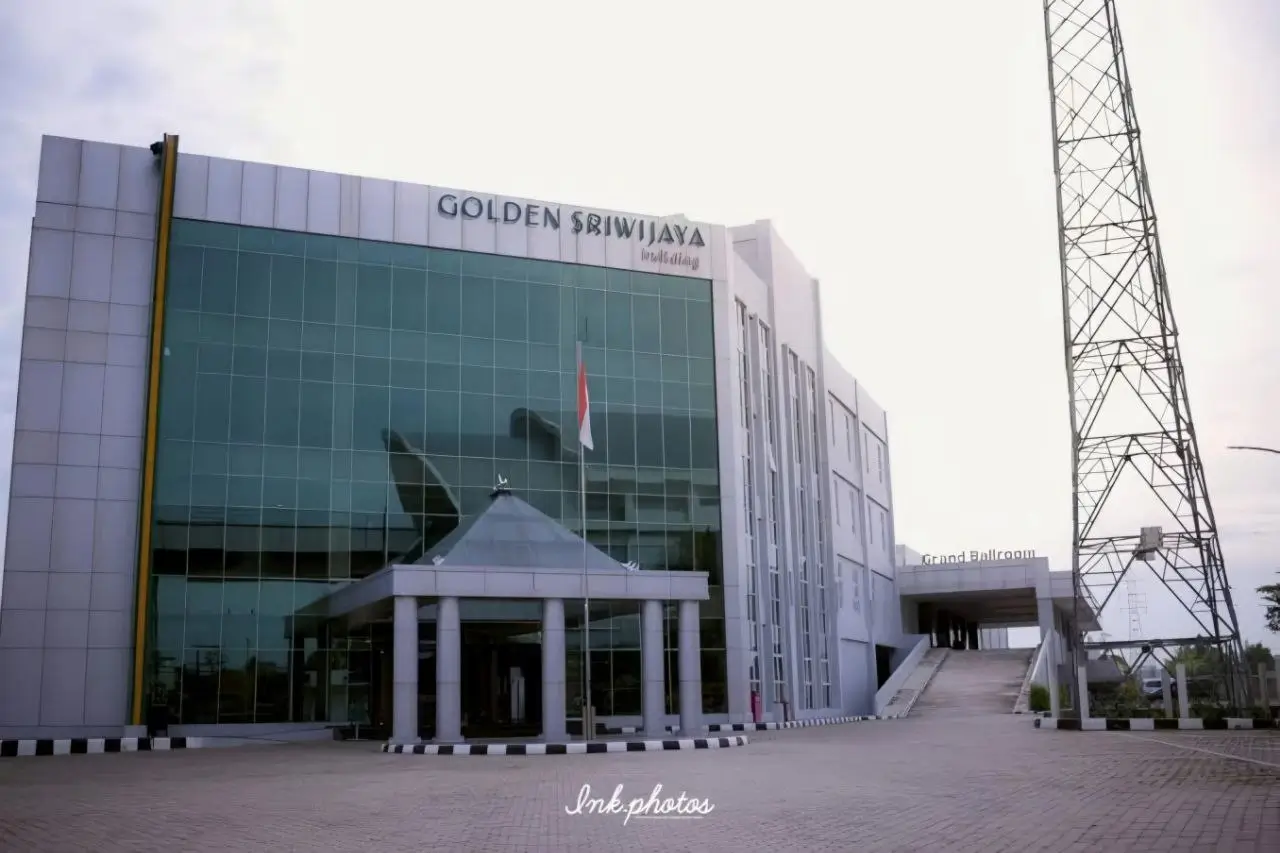 Golden Sriwijaya Building