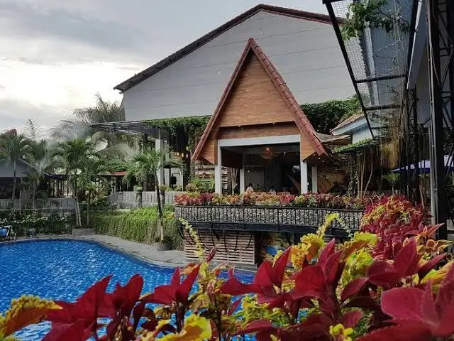 Bukit Daun Hotel and Resort