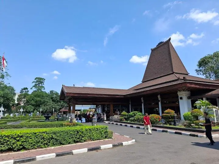 Gedung Wanita Sasana Krida Kusuma